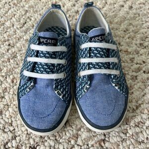 Sperry Vineyard Vines Crest Vibe Jr Blue Whale Chambray Kids Toddler size 8